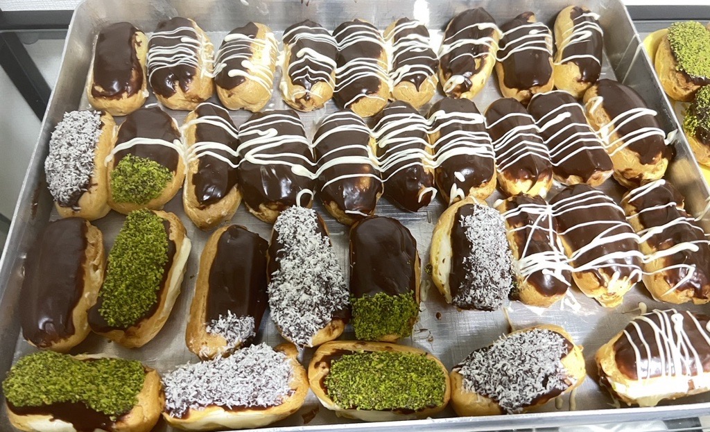 チョコエクレア